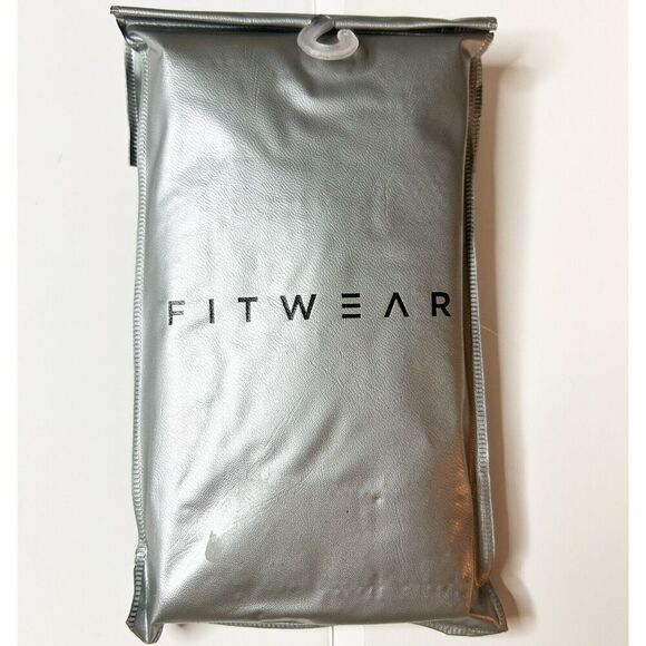 Fit Wear Lifting Wrist Straps for Weightlifting, Bodybuilding Powerlifting 24’’ - Picture 5 of 9